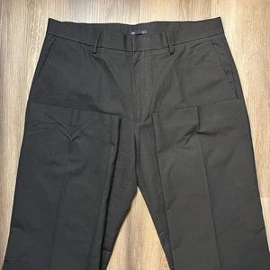 GAP Straight Fit Chino